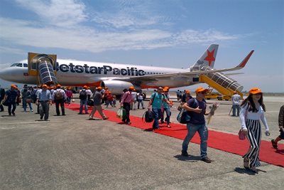 Jetstar Pacific và thế cạnh tranh gọng kìm của Vietnam Airlines - Ảnh 1.