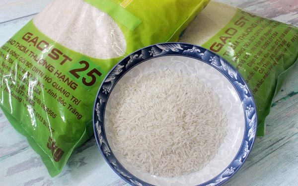98% lượng gạo ST25 của Việt Nam được xuất khẩu sang thị trường Mỹ trong 4 tháng đầu năm nay. Ảnh: Nam Bình