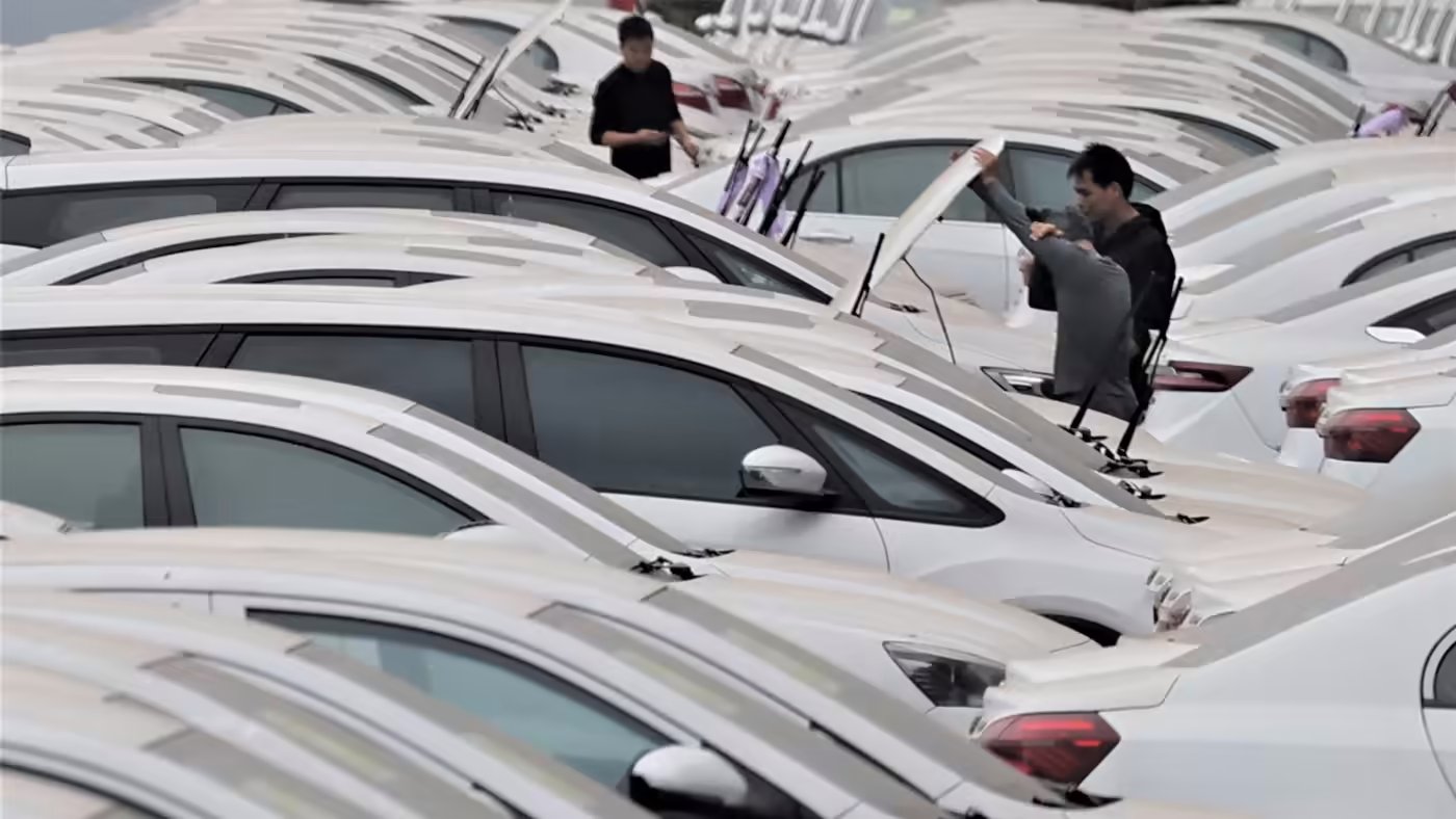 Trung Quốc lo ngại làn sóng người thấp nghiệp đổ xô làm tài xế công nghệ