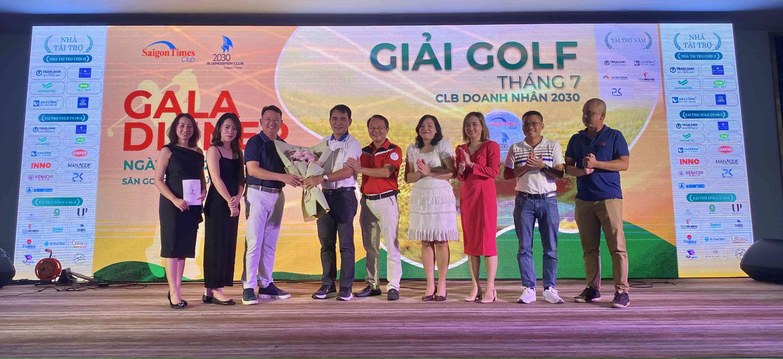 Câu lạc bộ Doanh nhân 2030 tổ chức Giải Golf tháng 7 với tổng giá trị giải thưởng hơn 4,5 tỉ đồng
