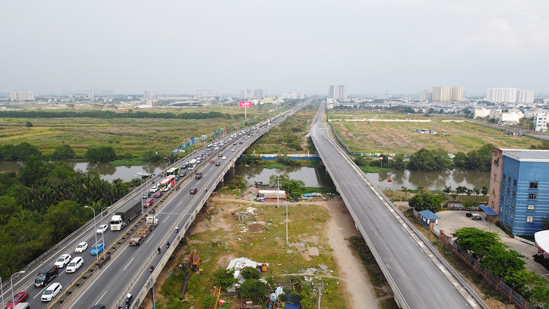 Đường song hành cao tốc TPHCM - Long Thành - Dầu Giây. Ảnh: Minh Hoàng